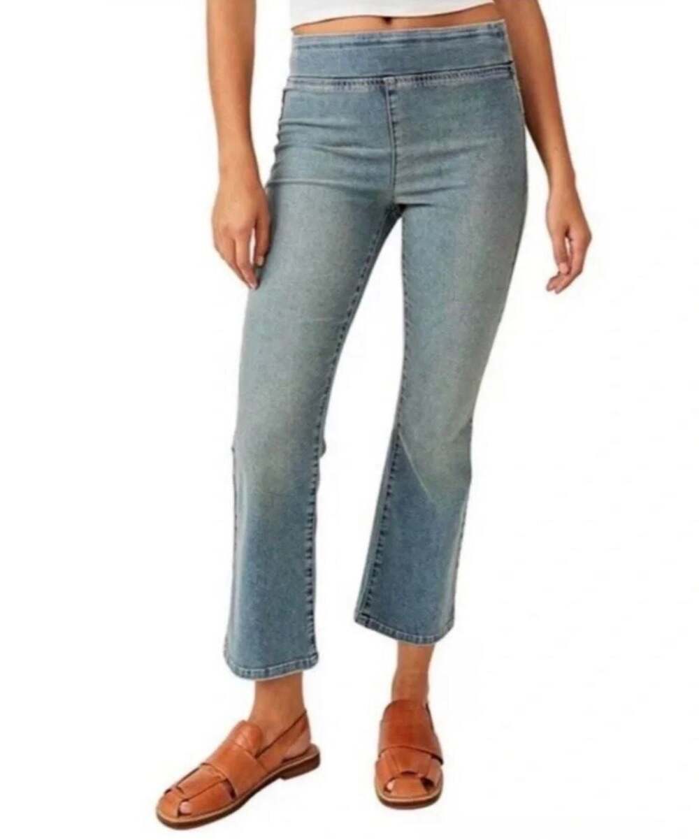 We The Free People In My Feelings Mid Rise Crop Boot Jeans XS